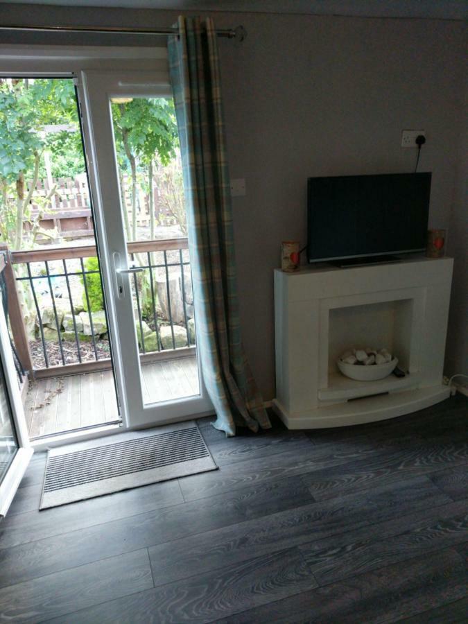 Tarrareoch Guest House Bathgate Esterno foto