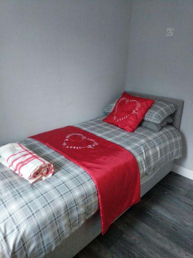 Tarrareoch Guest House Bathgate Esterno foto